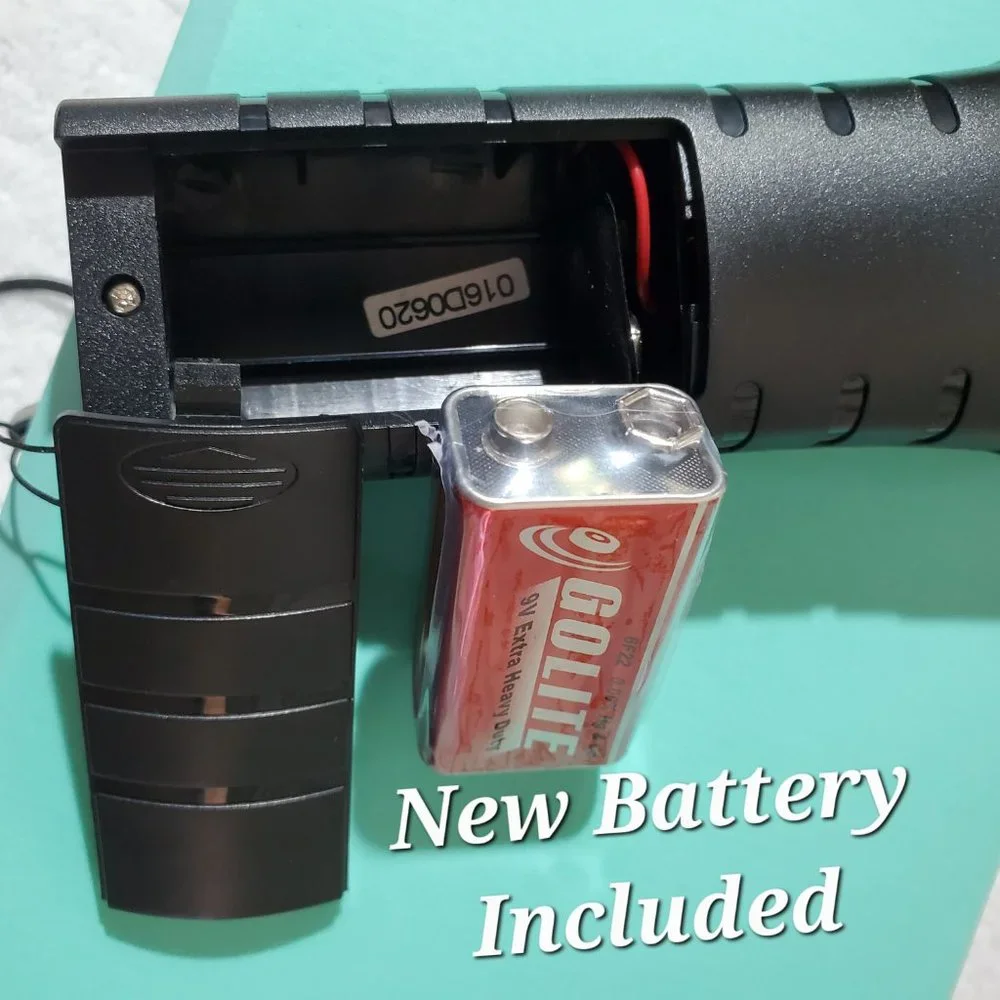 NWOT: BarxBuddy Anti Barking Ultrasonic Sound with LED Lights and Strap Device